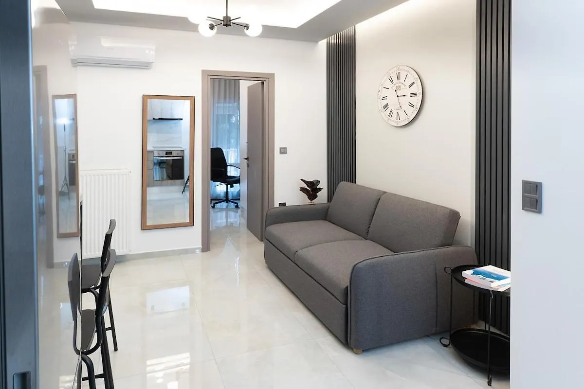 Modern Stay In Salonicco